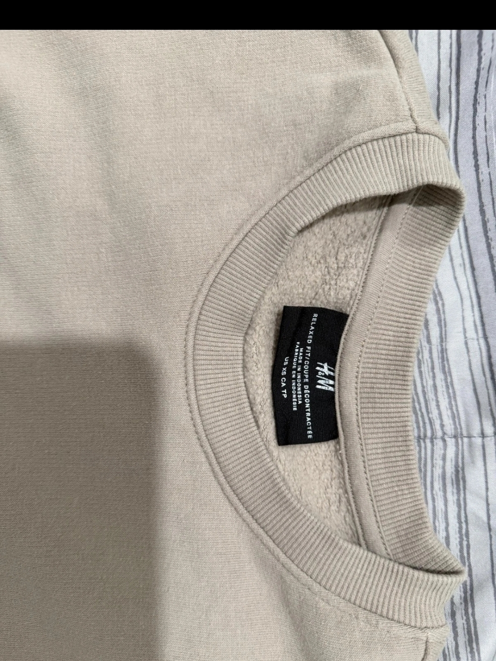 H&M Men's Light Beige Crewneck Sweatshirt